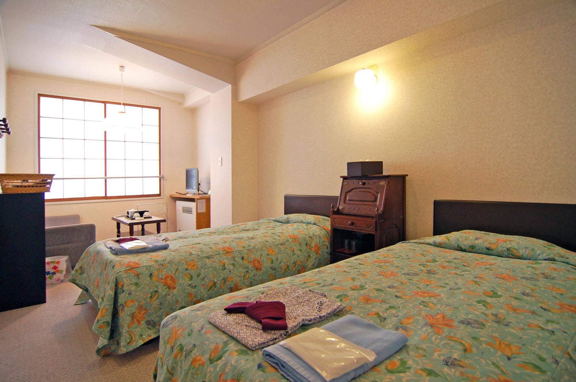Diamond Shiga Hotel Yamanouchi  Bagian luar foto